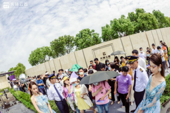 1590382084858470.png 金輝示范區(qū)開(kāi)放現(xiàn)場(chǎng)實(shí)拍